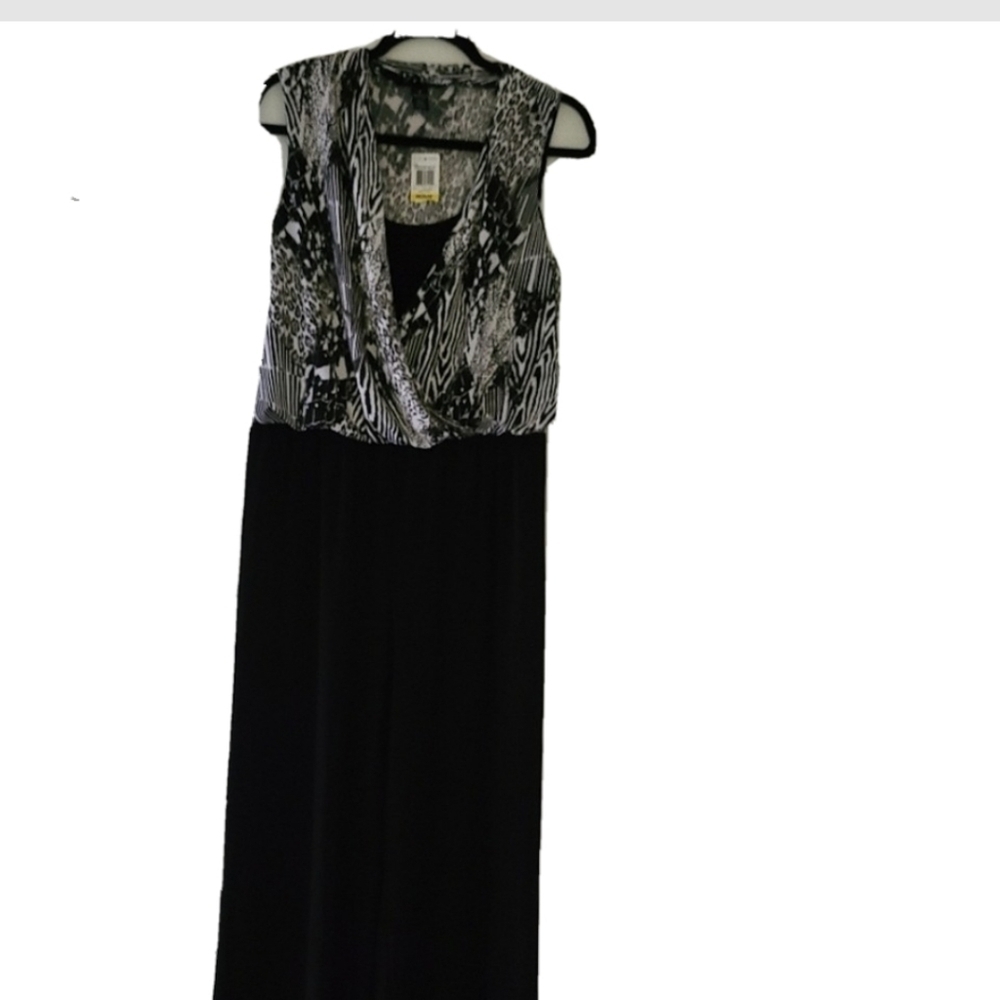 NWT STYLE & CO black and white jumpsuit